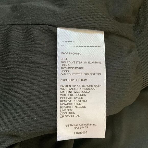 Laundry By Shelli Segal Woman's Short Jacket Size M Black Brocade Zip Front - Picture 14 of 14